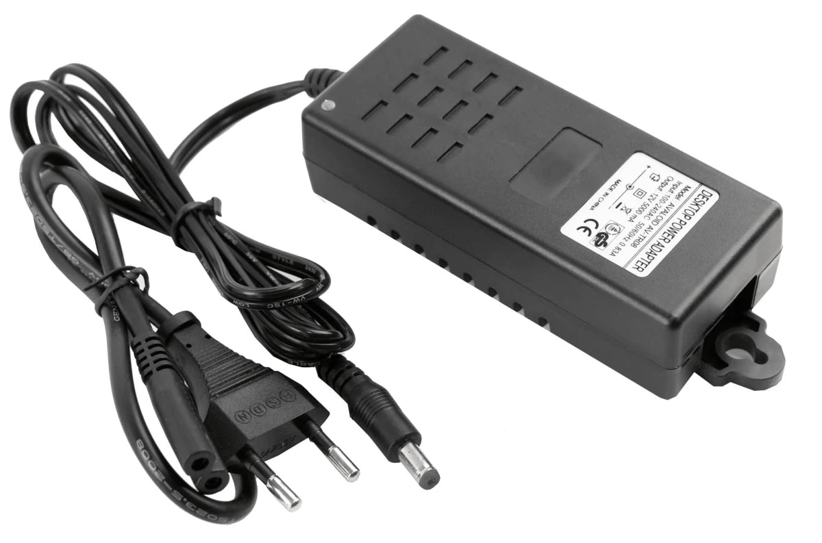 Steckernetzteil mit separatem Eurostecker Stecker Netzteil stabilisiert 12V 60W 5A